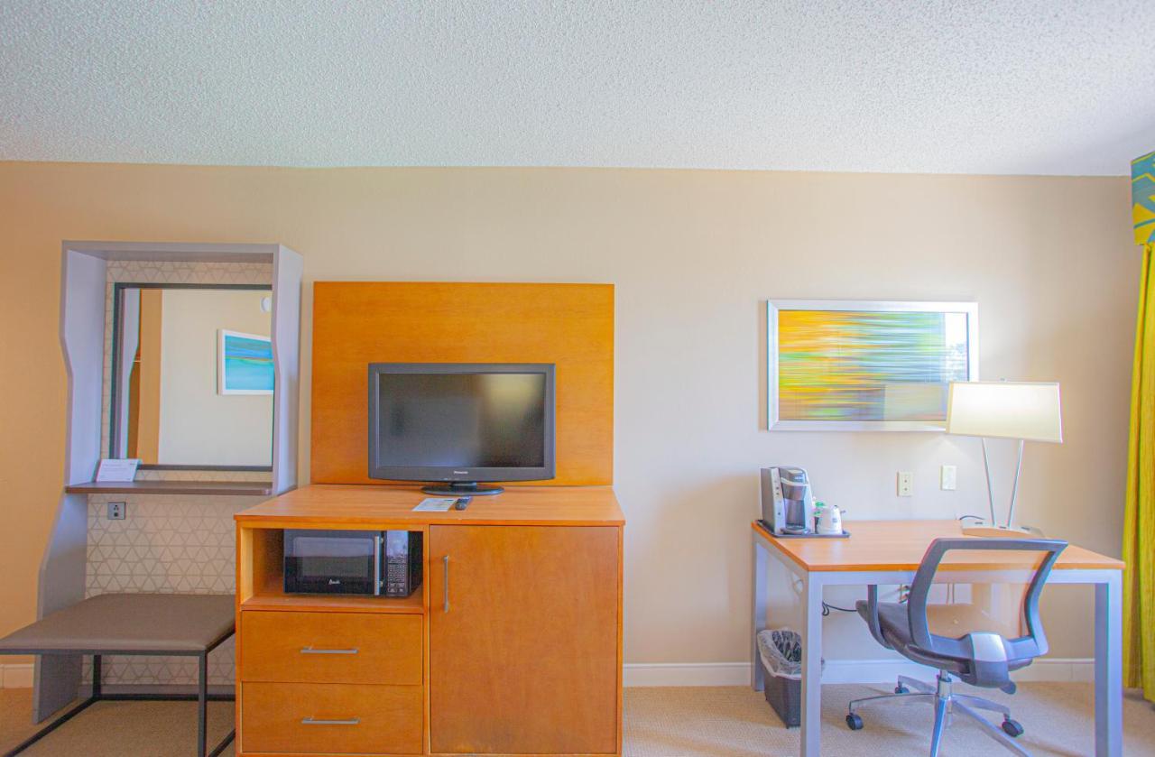 Holiday Inn & Suites Spring - The Woodlands Eksteriør billede
